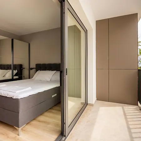 Open Sea Panorama Apartman *