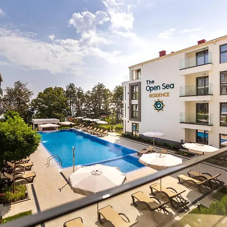 Open Sea Panorama 奥布佐尔